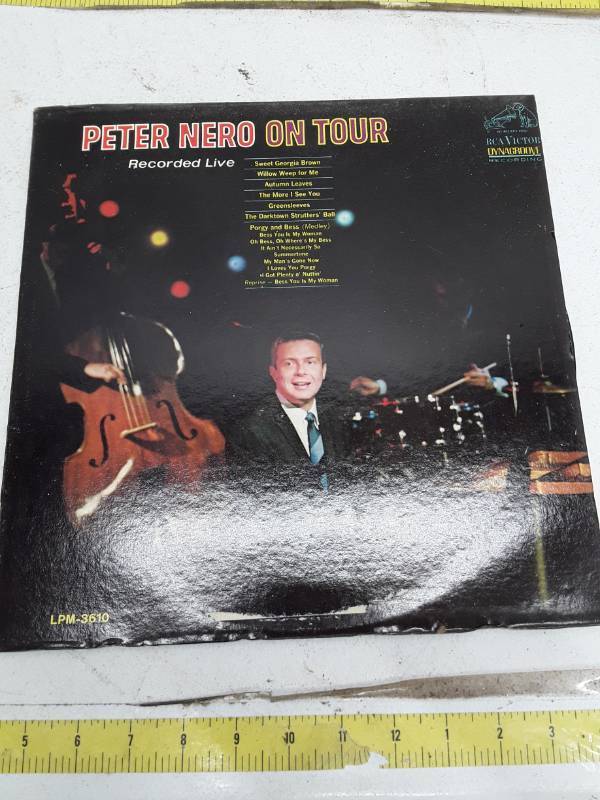 lot 33428 image: Peter Nero On Tour - RCA Victor Live Album LPM-3610