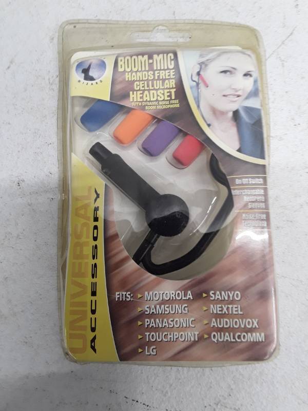lot 33237 image: Vintage Boom-Mic Universal Hands-Free Cellular Headset