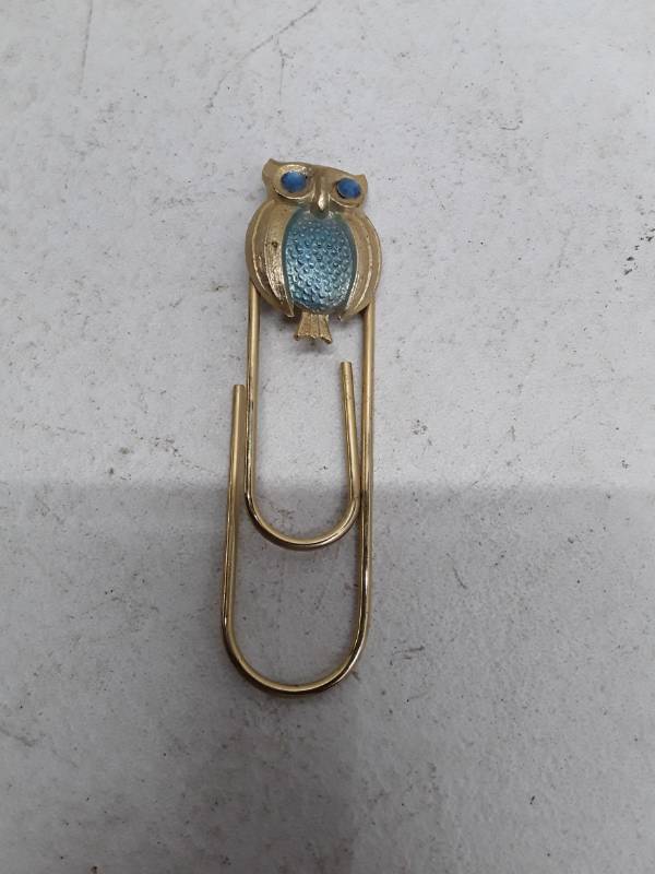 lot 33303 image: Vintage Owl Decorative Paper Clip