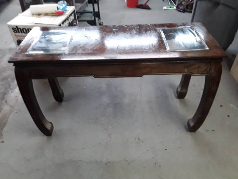 lot 32660 image: Solid Wood Console Table with Curved Legs