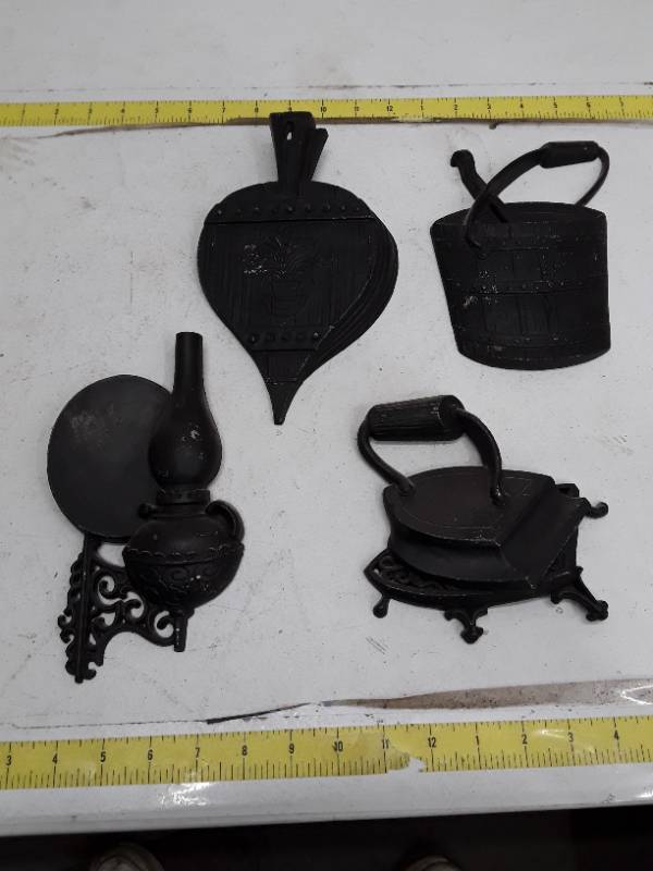 lot 32688 image: Black Metal Kitchen Wall Decor Set - Teapot, Barrel and Floral Designs