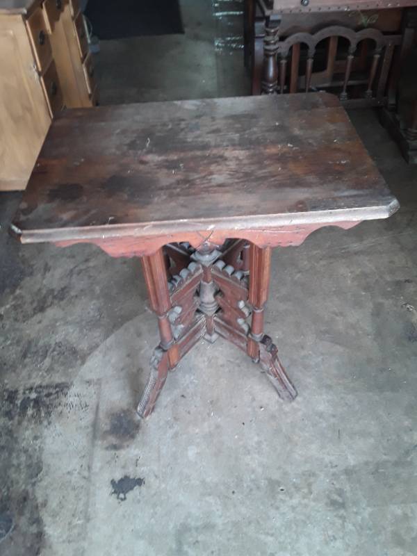 lot 32772 image: Eastlake Victorian Walnut Side Table with Ornate Base