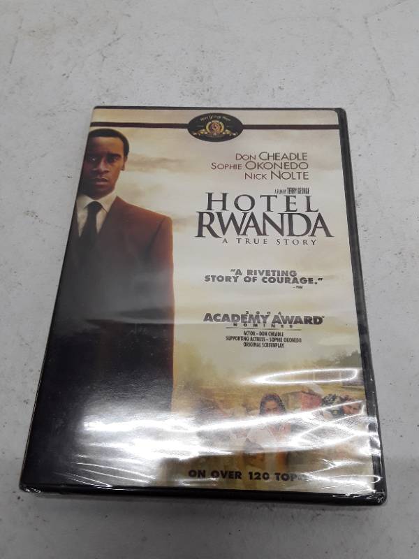 lot 32793 image: Hotel Rwanda (DVD)