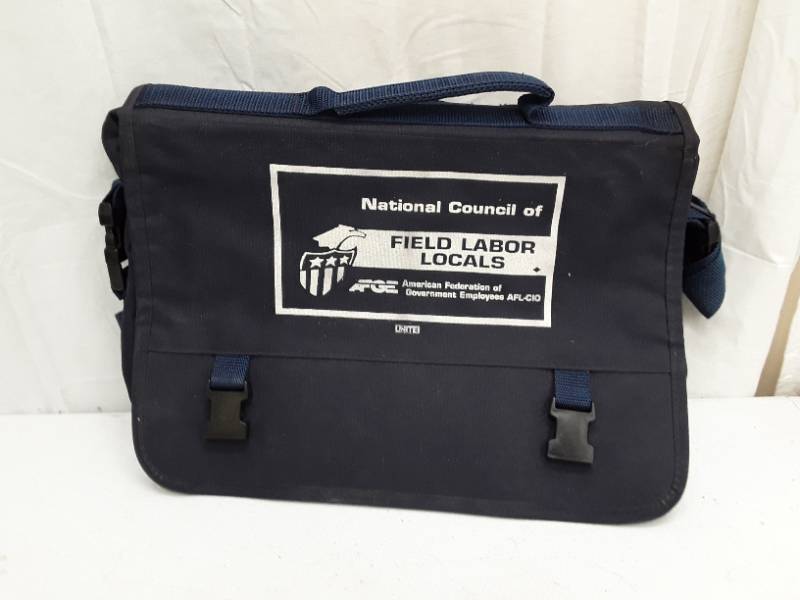 lot 32840 image: AFGE National Council of Field Labor Locals Messenger Bag