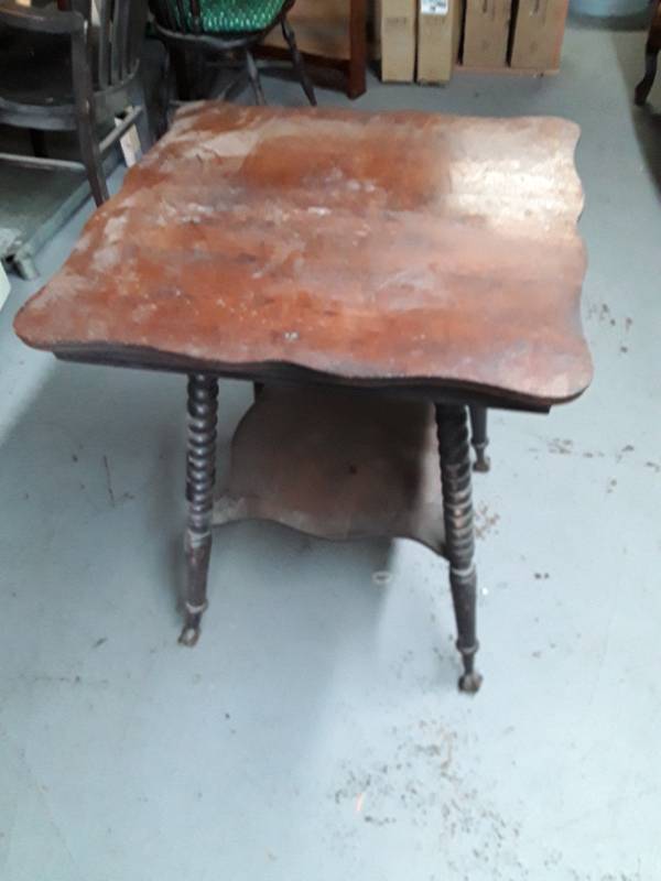 lot 33056 image: Antique Spindle Leg Side Table with Scalloped Edge, claw and ball