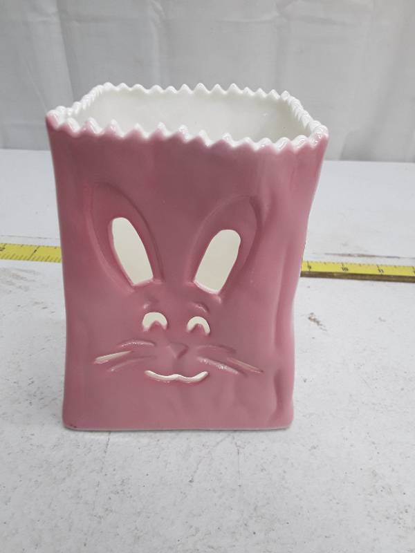 lot 33083 image: Pink Ceramic Bunny Face Vase by Silvestri