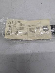 lot 33482 image: The Pampered Chef Slice ��n Serve 1165