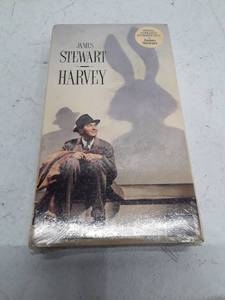 lot 33497 image: Harvey (vhs, 1996)