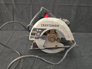 lot 1536 image: Used Power Tools Bundle - Craftsman Circular Saw and Nail Guns