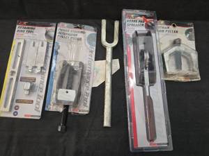 lot 1540 image: Performance Tool Automotive Special Service Kit