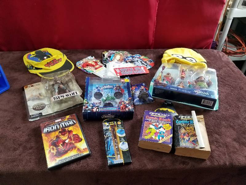 lot 7863 image: Generations of Toys Lot