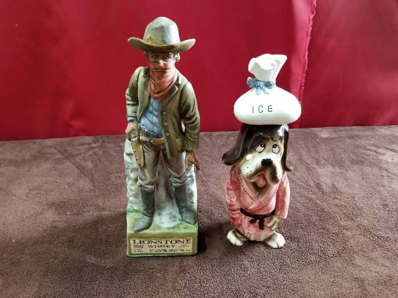 lot 7874 image: Lionstone Whiskey Bottle