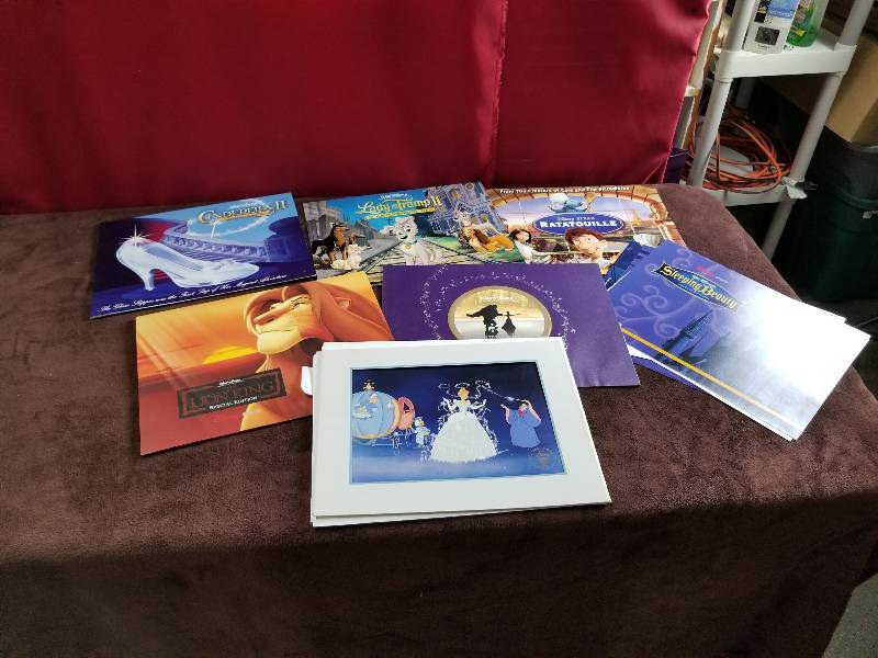 lot 7894 image: Disney Memorabilia