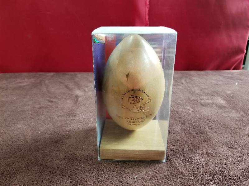 lot 7899 image: Chiefs Super Bowl Memorabilia