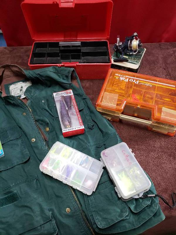 lot 7804 image: Amazing Lot of Fishing Gear