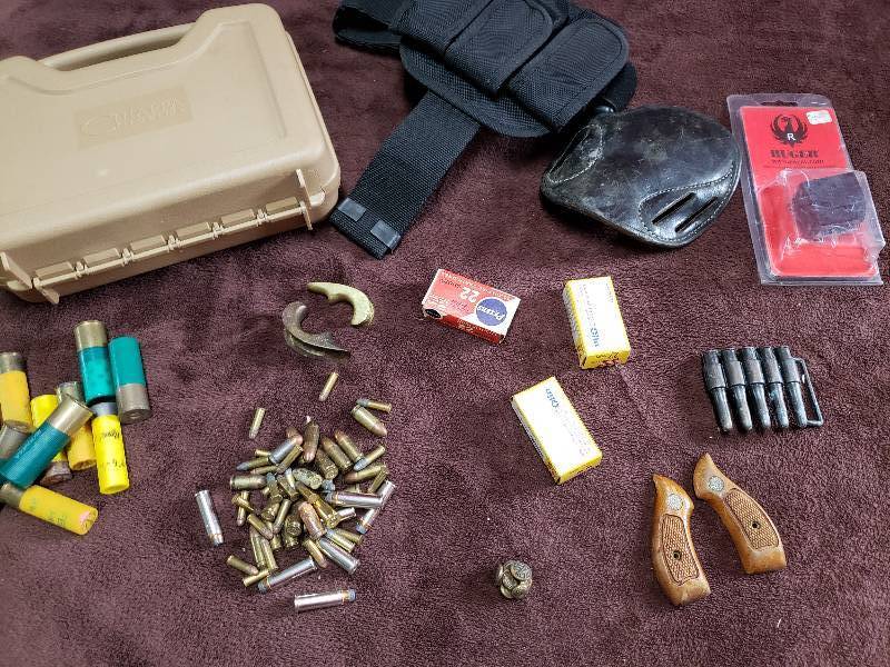 lot 7806 image: Lot of Ammunition and Gun Accessories