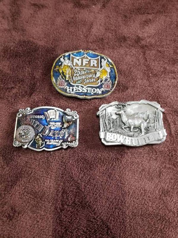 lot 7810 image: Collectible Belt Buckles