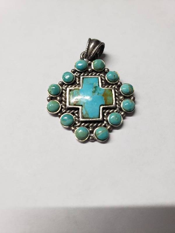 lot 7075 image: Turquoise Cross Pendant
