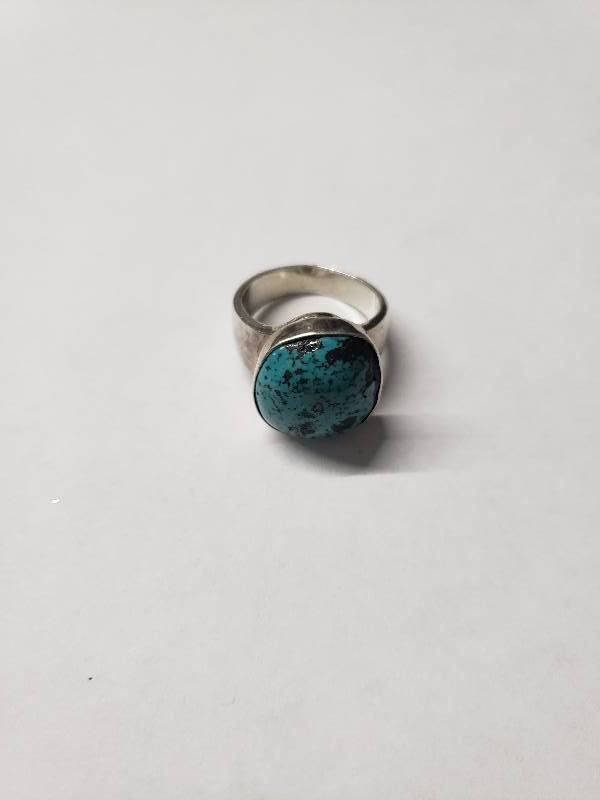 lot 7072 image: Turquoise Antique Ring