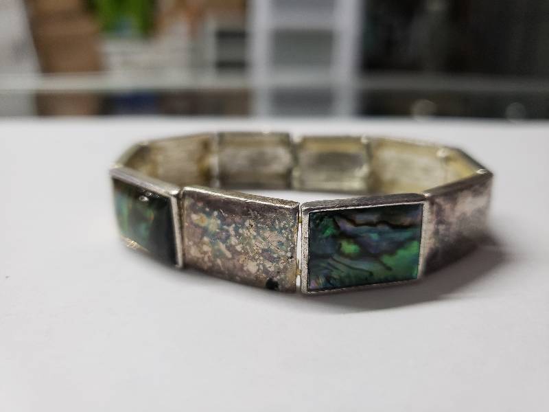 lot 7069 image: Antique Silver Bracelet