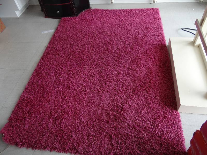 lot 4004 image: Pink Hampen Rug