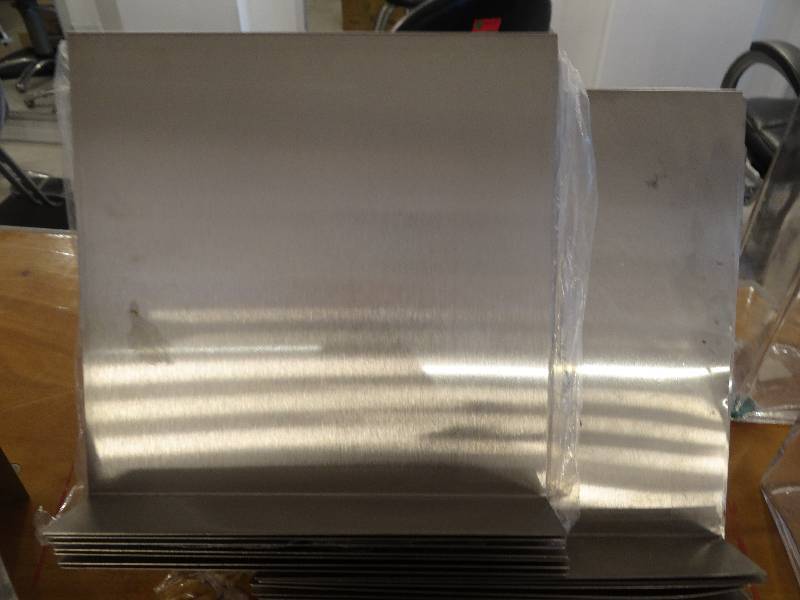 lot 4045 image: Lot of (16) Metal Display Stands