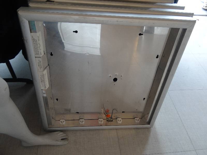 lot 4053 image: Lot of (4)Poster Grip Lightbox For Displays