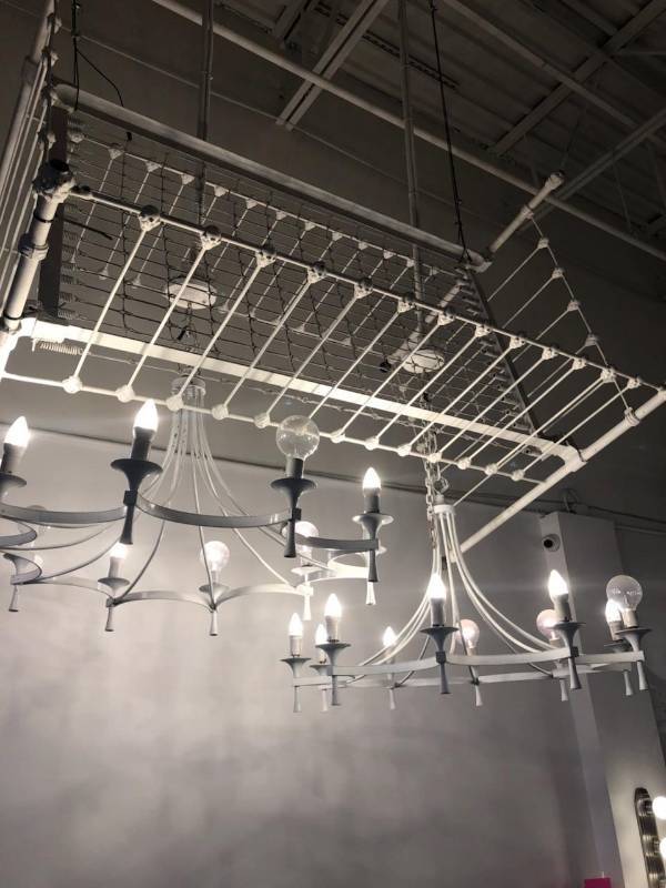 lot 2498 image: (1) White 10 Light Chandelier