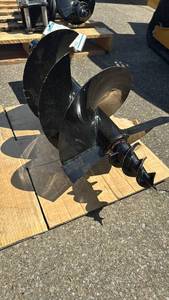 lot 29 image: Unused Ranch IREAS 30CM Spiral Drill Rod - Heavy Duty Auger Bit