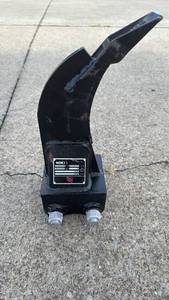 lot 51 image: Unused Ripper IREAS Excavator Attachment