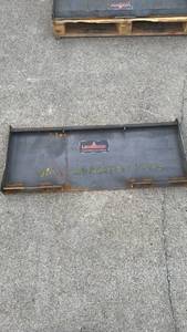lot 92 image: Unused Land Honor Universal Adapter Plate 45.5 inches x 18.75 inches