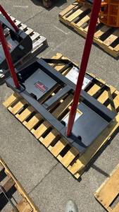lot 127 image: Unused LandHonor Skid Steer Bale Spears BS-12-2500G