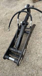 lot 246 image: Ranch IRETC Hydraulic Thumb Clamp -