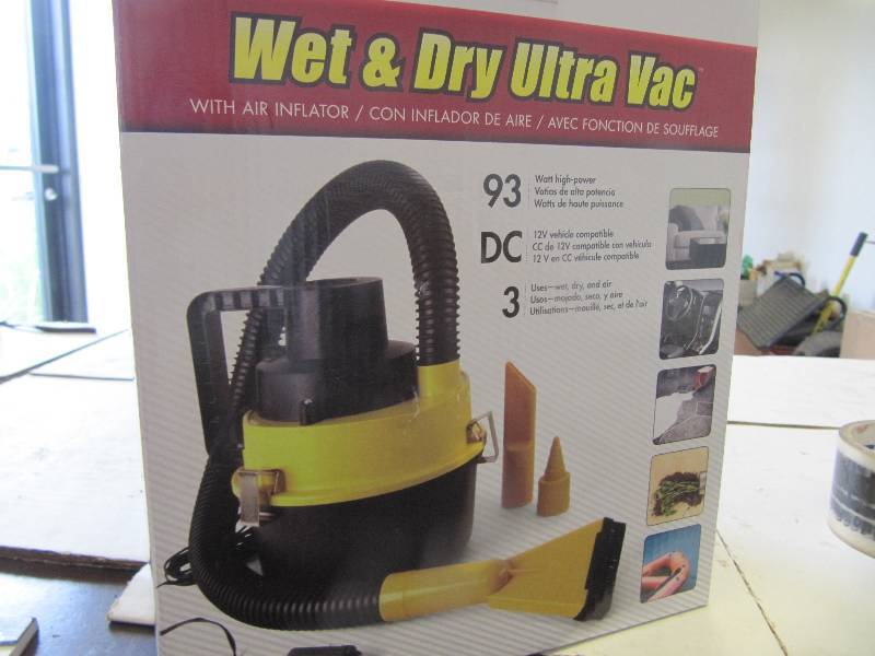 lot 726 image: NEW Wagna Wet & Dry Ultra Vac