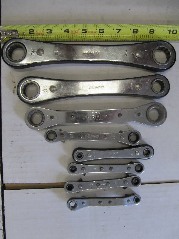lot 733 image: Various Sizes and Makes of Ratchet Wrenches (Shop Tools)