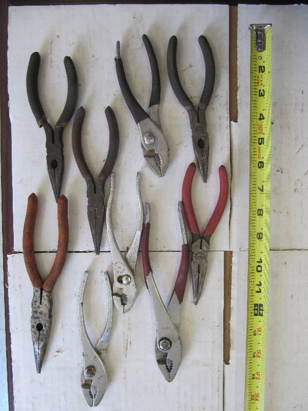 lot 748 image: Lot of 8 Pliers and Wire Cutters (Shop Tools)
