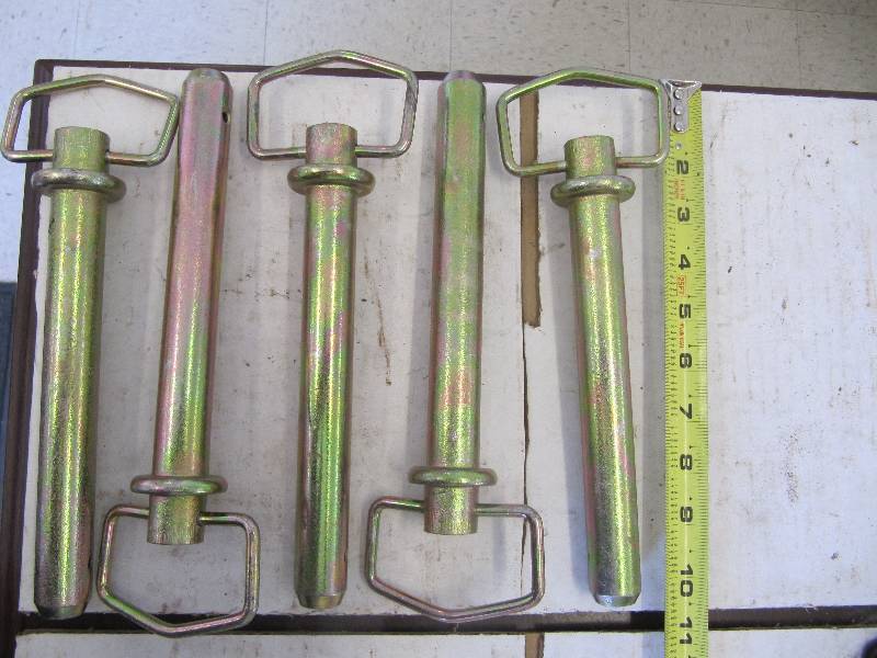lot 761 image: Lot of 5 New  Cold Forged Tractor Hitch Pins 1 pin dia. 11 In Length