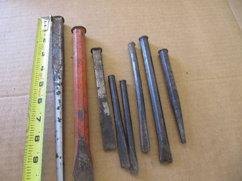lot 766 image: Lot of  Chisels and Punchs (Shop Tools )