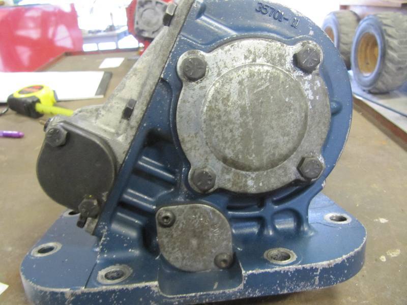 lot 689 image: PTO Chelsea For Fuller Eaton Trans- Came off a Working Truck Fits Fuller and Eaton Trans
