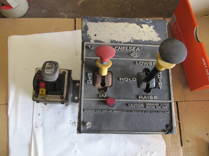 lot 671 image: Lot of 2 PTO Chelsea & MUNCIE IN CAB PTO CONTROLS Removed From Working Trucks