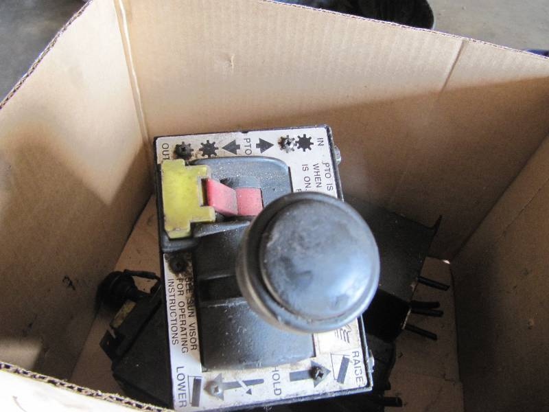lot 670 image: Lot of 3 PTO Chelsea & MUNCIE IN CAB PTO CONTROLS Removed From Working Trucks