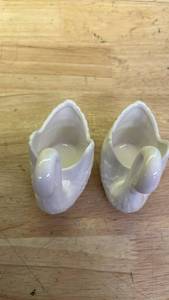 lot 10157 image: Set of 2 White Ceramic Swan Holders