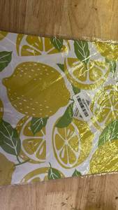 lot 10164 image: 12x12 Lemon Construction Paper