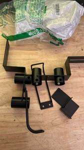 lot 10186 image: 2pc Pool Fence Hangers for Pool BrushMopetc.