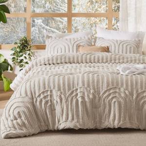 lot 11726 image: Bedsure Boho Tufted King Comforter Set - Beige Boho Bedding Comforter Sets, 3 Pieces Farmhouse Shabby Chic Embroidery Bed Set, Soft Fluffy Cozy Arch Pattern Comforter for All Seasons