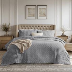 lot 11736 image: Bedsure King Quilt Set - Ultra Soft Quilt Bedding Set for Modern and Scandinavian Bedrooms, Lightweight All-Season King Size Comforter with 2 Pillow Shams, Grey Summer Bedspread Coverlet 106x96 Inch