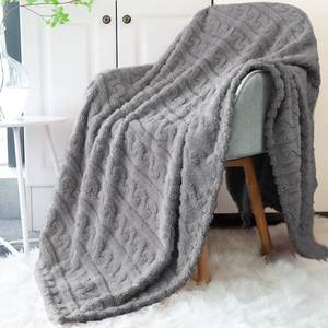 lot 18398 image: HOMRITAR Fuzzy Throw Blanket for Men Women, Decorative 3D Fleece Blankets for Unisex Kids Really Warm Fluffy Cozy Plush Fleece Comfy Flannel Blanket for Couch Sofa Bed (Grey, 50 x 60 Inch)