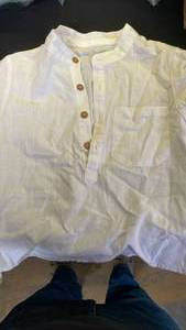 lot 18498 image: Vintage White Linen Button-Detail Kids Small shirt