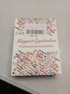lot 53455 image: FACTORY SEALED - Professional Magnetic Eyelashes Kit