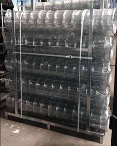 lot 4131 image: Unused KJ 5 Rolls of Hot-Dipped 14 Gauge Galvanized Welded Wire Mesh - K0520 - Heavy Duty 5ft X 66ft Roll 2in X 4in Spacing